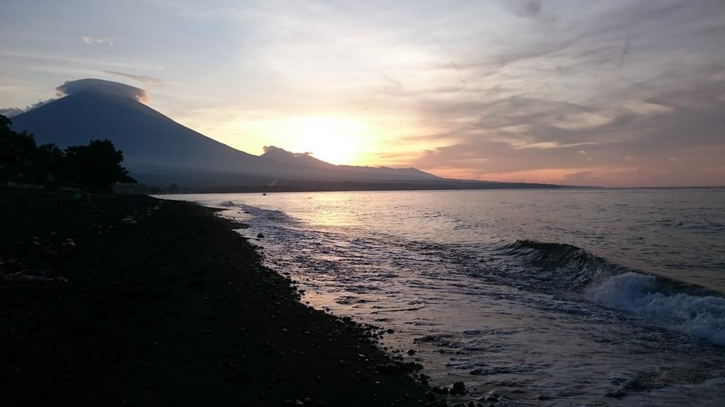 Barracuda Beach Hostel Амед Экстерьер фото