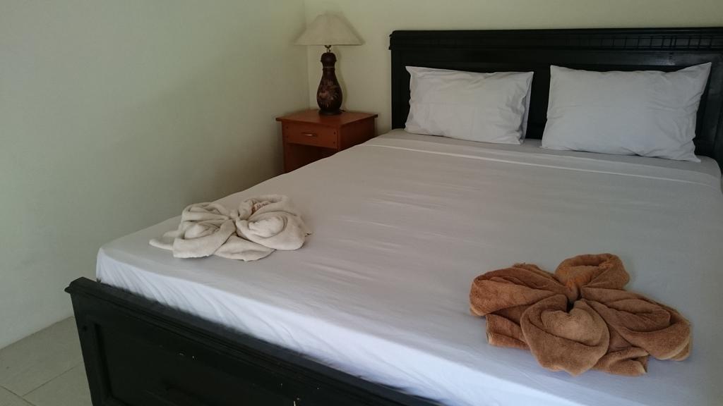 Barracuda Beach Hostel Амед Экстерьер фото