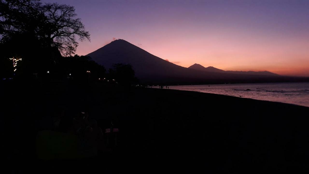 Barracuda Beach Hostel Амед Экстерьер фото